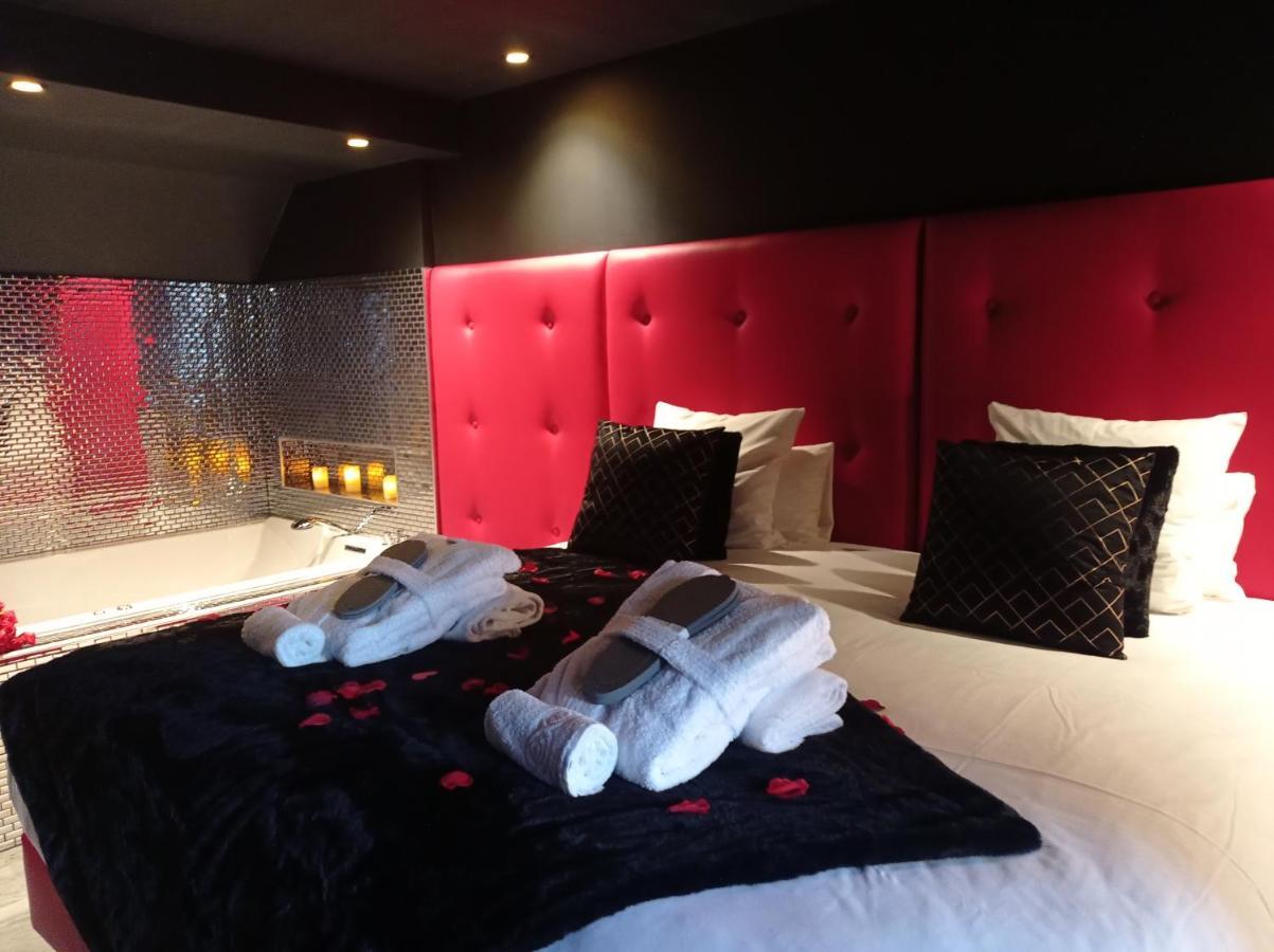 Hotel Et Spa Le Lion D'Or Pont-Évêque Esterno foto