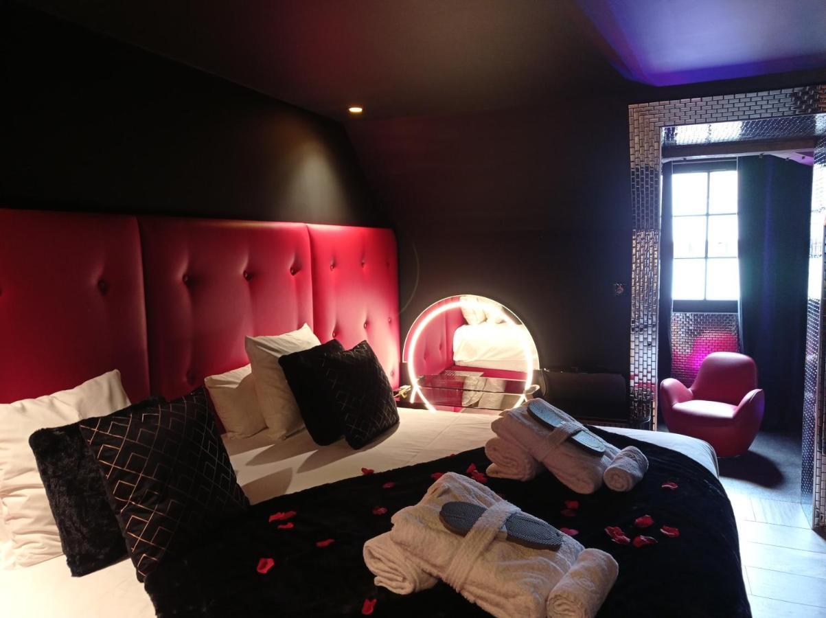Hotel Et Spa Le Lion D'Or Pont-Évêque Esterno foto